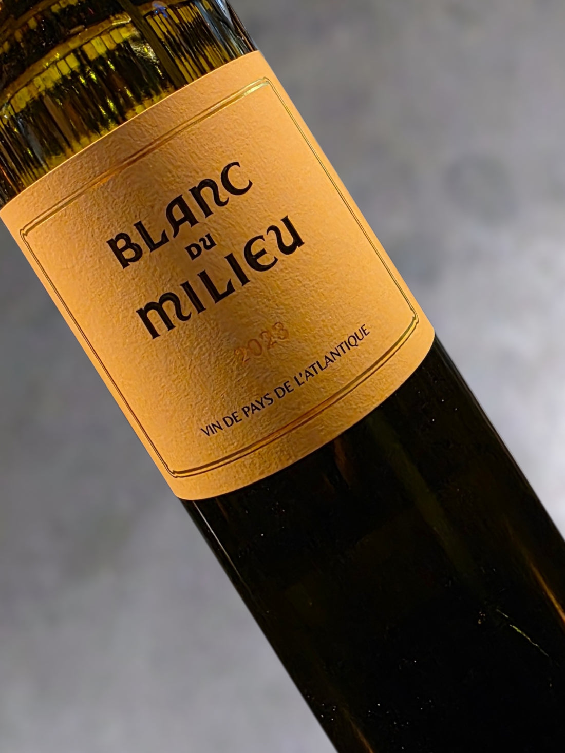 Chateau Angelus Blanc du Mileu 2023